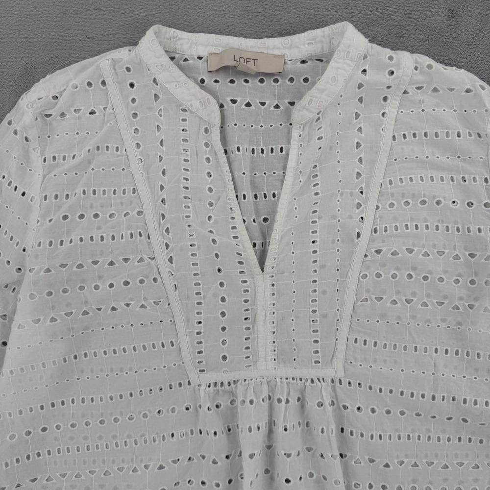 LOFT Blouse Top Womens Size M White Eyelet Cotton Split Neck Tiered Bell Sleeve - Picture 2 of 11